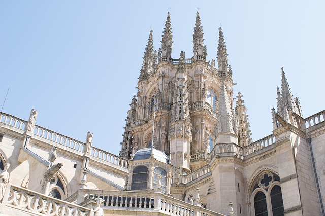 A arquitectura dos camiños de Santiago